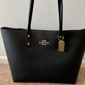 Coach Outline Signature Zip Tote, Large - IMBlack